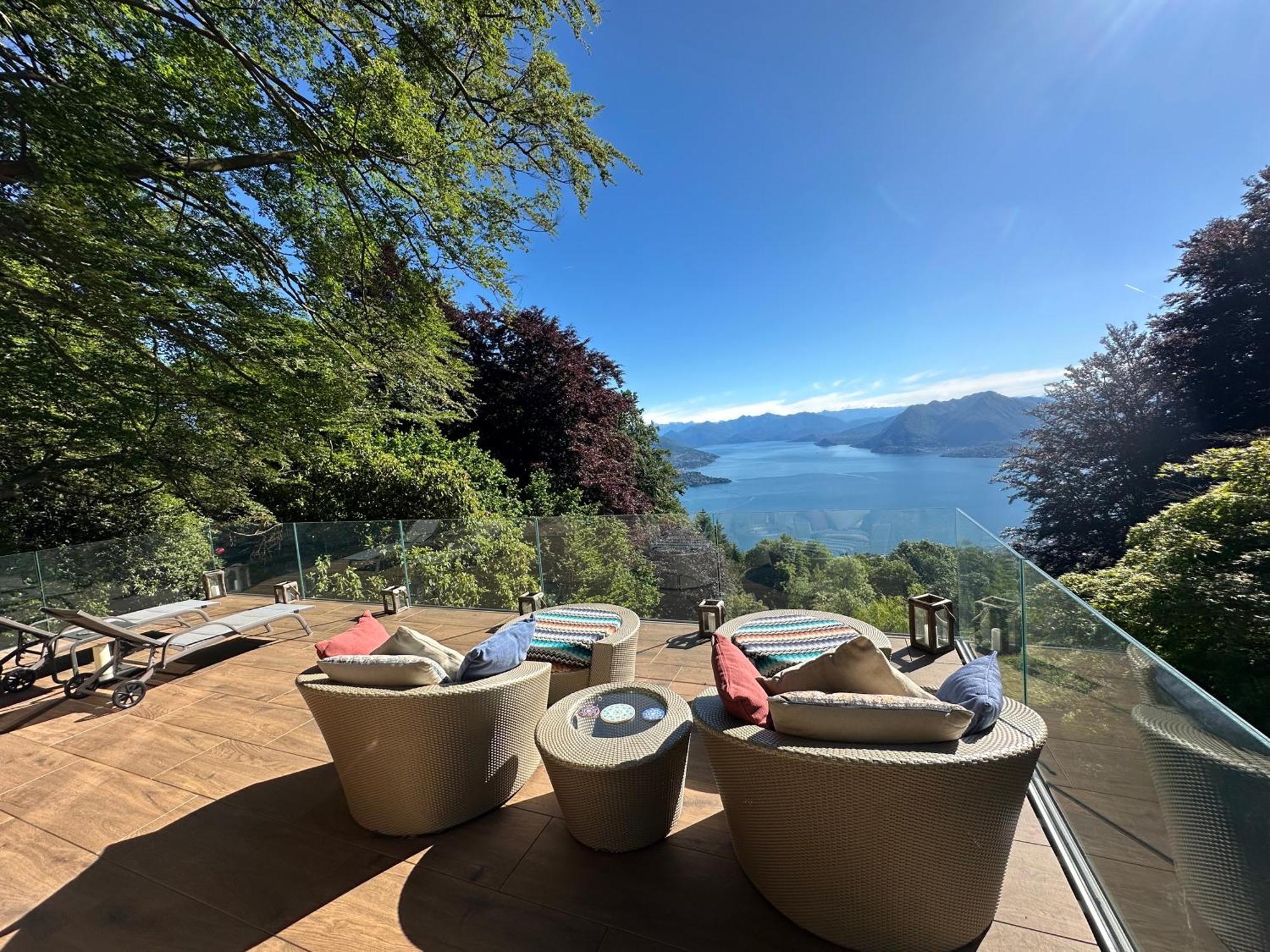 Private Luxury Spa & Silence Retreat With Spectacular View Over The Lake Maggiore Stresa Eksteriør billede